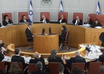 הרכב רחב של שופטי בג”צ דן בחוק הגיוס