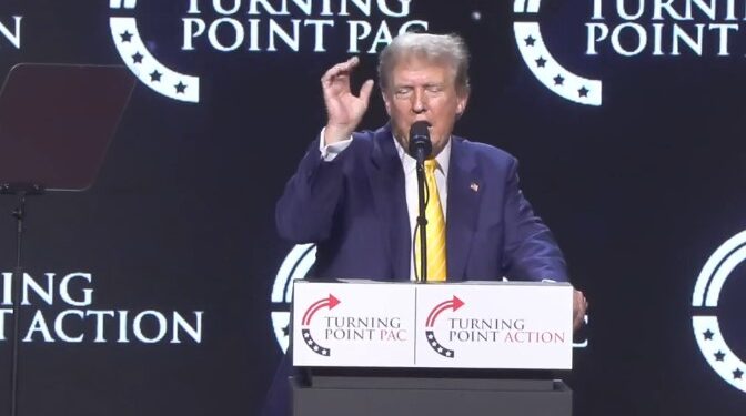 טראמפ בעצרת ראשונה לאחר הרשעתו: המניעים פוליטיים