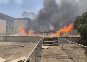 שריפת ענק מאיימת על מוזיאון ישראל בירושלים