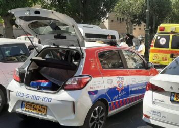 ב”ב: שני בחורים שרכבו על אופניים נפגעו מרכב