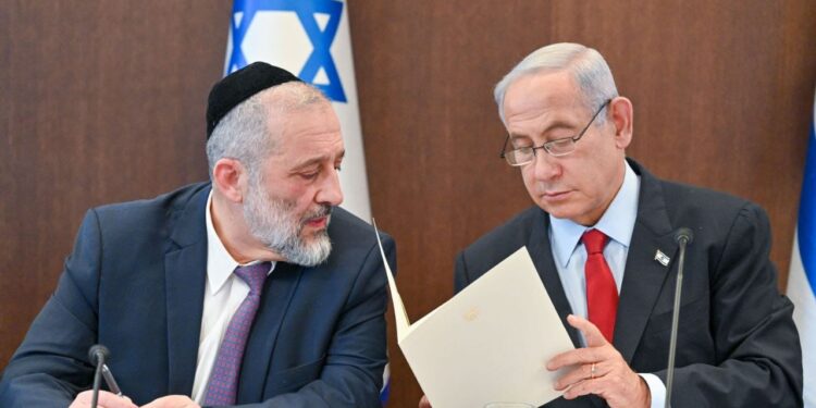 רה”מ הורה להסיר את ‘חוק הרבנים’ מסדר היום