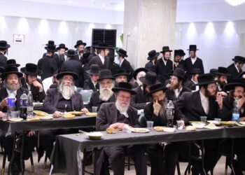 דינר וסעודת ההילולא למרן בעל ה’דברי יואל’ מסאטמאר – גלריה