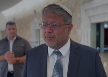 בן גביר נגד טיבי: אני הדרג המדיני והוא לא ייפגש עם מחבל