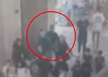 צפו: תיעוד הפיגוע בשער שכם – המחבל נוטרל