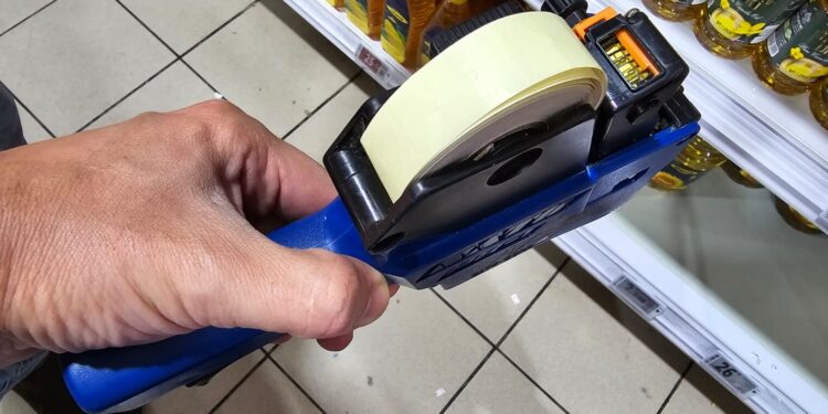 רוב מוחלט נגד ביטול חובת סימון המחירים במדבקות