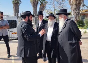 שנה לטבח בדרום – השר פרוש הגיע לבית חב”ד שדרות