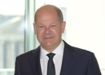 קנצלר גרמניה פיטר את שר האוצר ואיבד את הרוב בבבונדסטאג