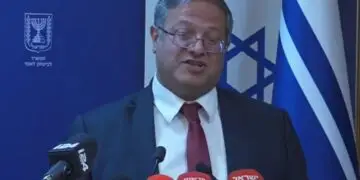 צפו: בן גביר דורש בפתיחת הליך הדחת היועמ”שית