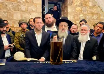 הרשל”צ הגר”ד יוסף נכנס הלילה לקבר יוסף בשכם