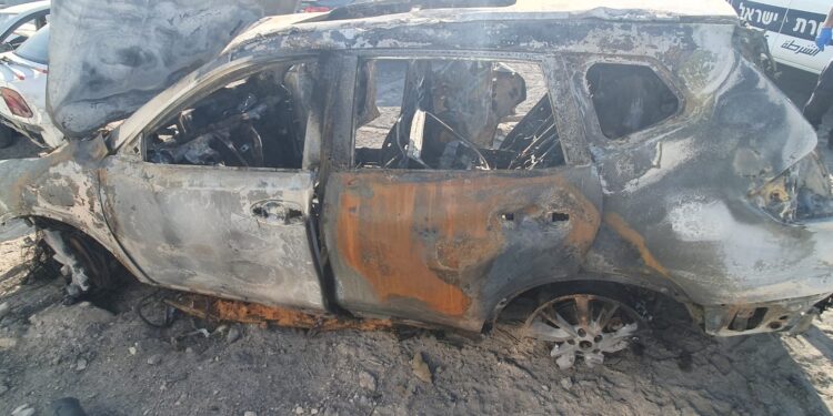 חרדי מהצפון מורדם ומונשם לאחר שנפגע מבקבוק תבערה