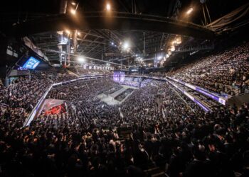 עשרות אלפים במעמד הענק של חסידות סאטמר