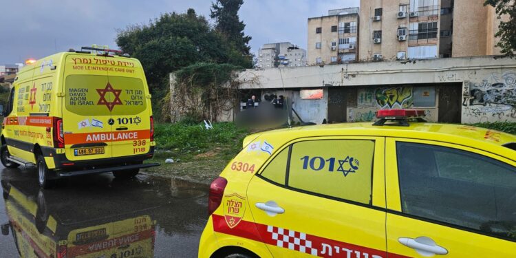 מזג האוויר: דר רחוב מת מקור ואנשים חולצו משלוליות ענק