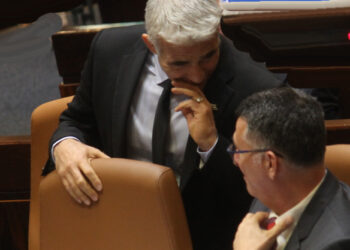 סעד על לפיד: שרלטן, ריקא, חסר יושר ואחריות