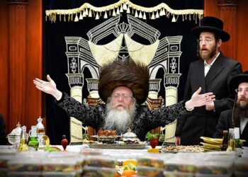 טיש טו’ בשבט אצל האדמו”ר מקרעטשניף – קרית גת שליט”א