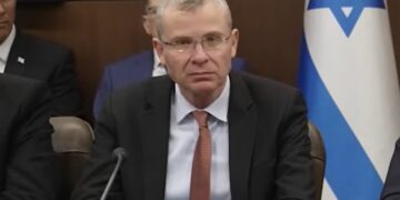 היועמ”שית נגד הדיון בהדחתה: “הממשלה מבקשת להיות מעל החוק”