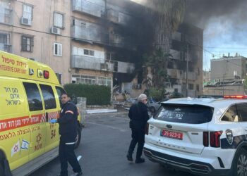 פ”ת: שלושה נפגעים ביניהם אחד באורח קשה מפיצוץ בלון גז