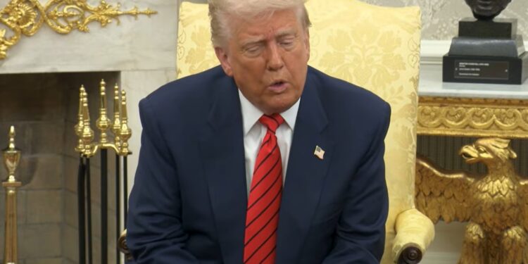 הנשיא טראמפ: נפסיק את התקיפות על החות’ים