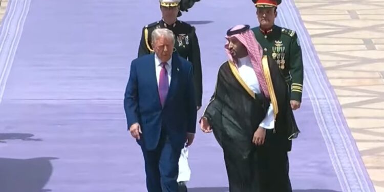 נשיא ארה”ב טראמפ נחת הבוקר בסעודיה