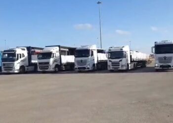 צו 9 תיעדו עשרות משאיות נכנסות הבוקר לעזה