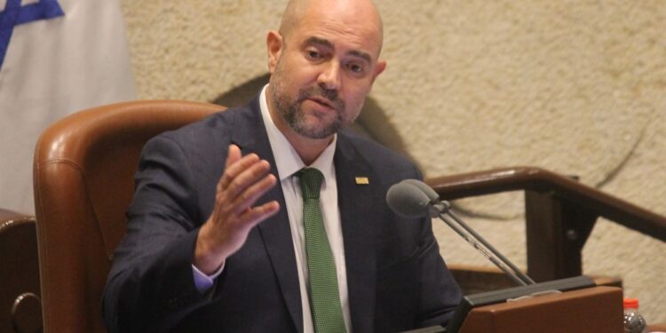 יו”ר הכנסת נגד גולן: מגנה מכל וכל את העלילה הבזויה