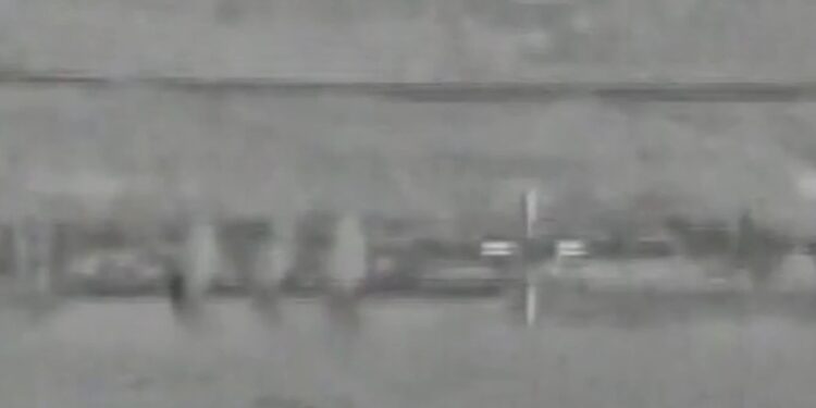 נמל התעופה של תימן הושמד בתקיפת חיל האוויר