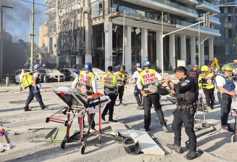 40 נפגעים ומספר פגיעות ישירות ביניהם בסורוקה בבאר שבע