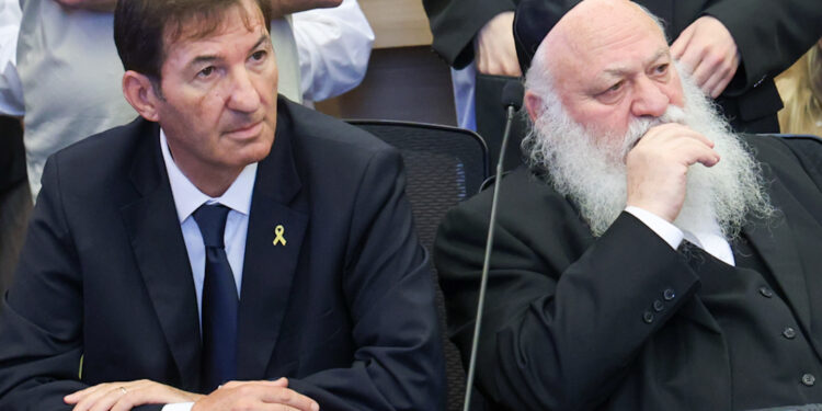 רשמית: אדלשטיין הודח, מעתה ביסמוט יו”ר וועדת חוץ וביטחון