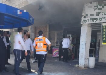 בני ברק: שריפה במטבח המסעדה ברחוב עקיבא