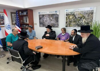 הרופאים עדכנו: הצליח הניתוח של כ”ק האדמו”ר מבעלזא