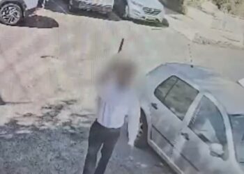 ירושלים: כתב אישום נגד חשוד שאיים בסכין על מתפללי בית הכנסת