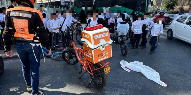 בני ברק: בן 7 נהרג כשרכב על אופניו ונפגע מרכב