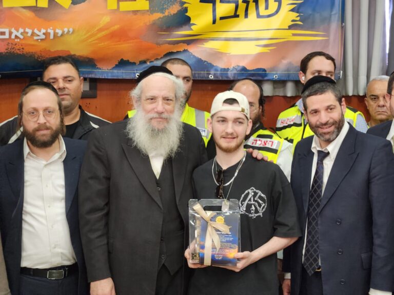 בני ברק קיבלה את שורד השבי בר קופרשטיין בשמחה של אמונה והתרגשות