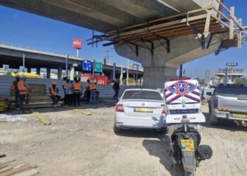 פועל נפל מגובה באתר בנייה – מצבו בינוני