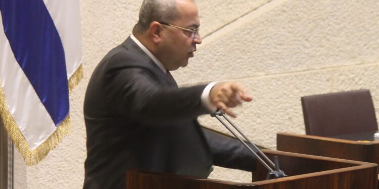 טיבי בירך מעל בימת הכנסת את בחירתו של ממדאני