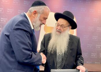 זקן המועצת הפתיע בישיבת הסיעה ואמר לדרעי: “כולנו מאחוריך”