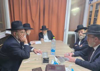 ח”כי דגל הציגו למרן הגרמ”ה הירש את חוק הגיוס