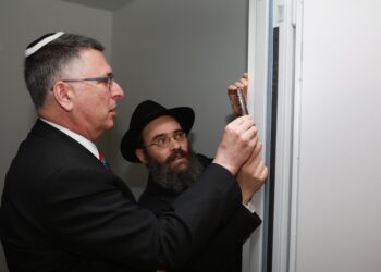 אסטוניה: שר החוץ חנך את השגרירות בנוכחות שליח חב”ד