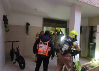 אלעד: שריפה במבנה מגורים ברחוב שמעון הצדיק