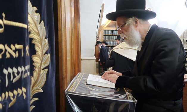 כ”ק האדמו”ר משאץ דרהאביטש שליט”א בציון הרשב”י