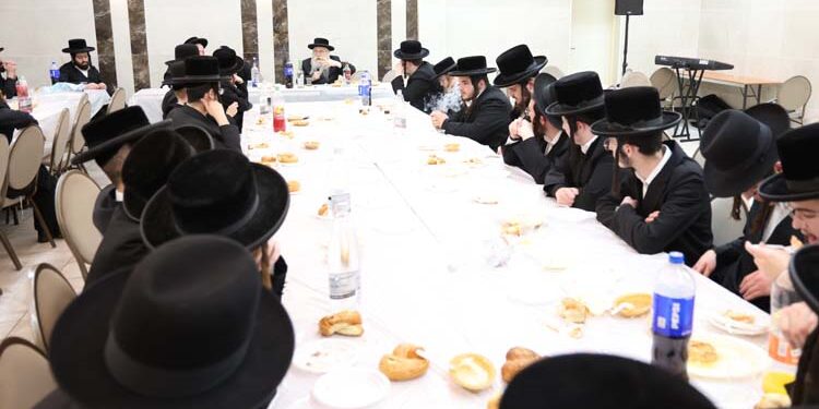 חבורות “דורשי יחודך” בראשות המשפיע הרב ליברמן בהתוועדות י”ט כסלו