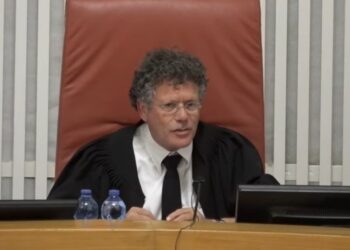 נציב תלונות השופט קובע: השופט יצחק עמית פעל בניגוד עניינים