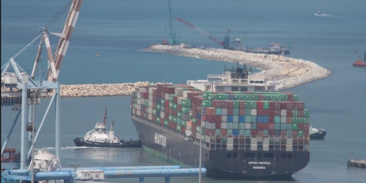 היצוא הישראלי במגמה חיובית  – מתקרב לנתוני שנת השיא ב-2022