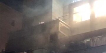 ירושלים: שריפה בשכונת רמות – ילד חולץ במצב אנוש