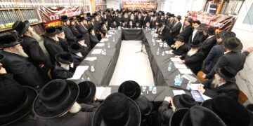 בתום אסיפת הרבנים הוחלט: התנגדות לחוק הגיוס ועצרת מחאה