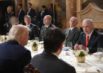 טראמפ הבהיר אם איראן תתעצם היא תותקף