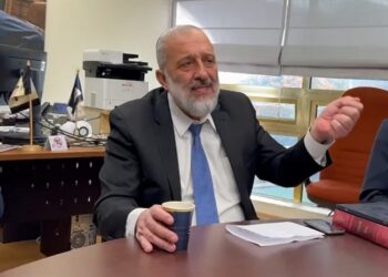 דרעי תוקף: הכסף של קפלן הוא מממן את הפאשקווילים בתוכנו