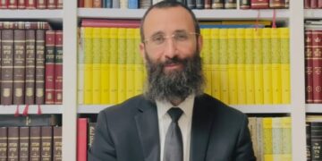 האם הצורות במאפים להבדיל בין חלבי לפרווה הם הלכה?