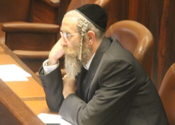 אופוזיציה לכל דבר: טסלר הצביע עם האופוזיציה על הקמת ועדת חקירה