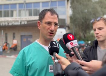 צפו: מנהל האגף לרפואה דחופה: אנחנו עוד לא יודעים ממה ההרעלה