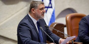 מליאת הכנסת אישרה בטרומית יועמ”ש יהיה כפוף למנכ”ל